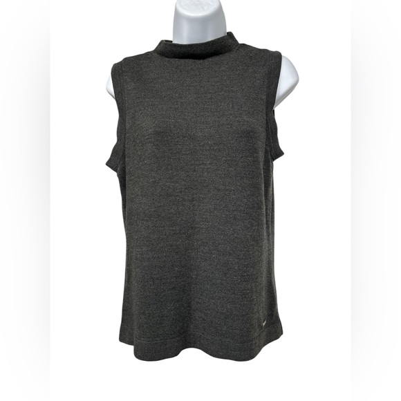 Tommy Hilfiger Tops - Tommy Hilfiger sleeveless knit top size large